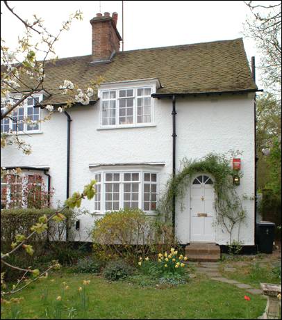 54 Oakwood Road